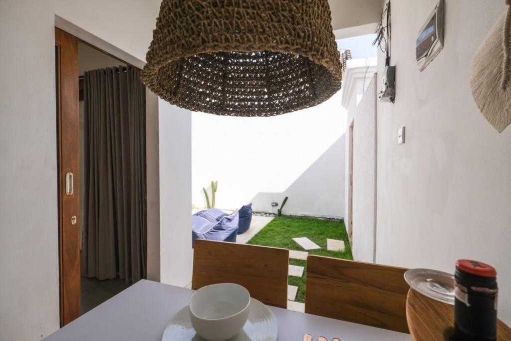 Kiki Village Bathtub Canggu Eksteriør billede